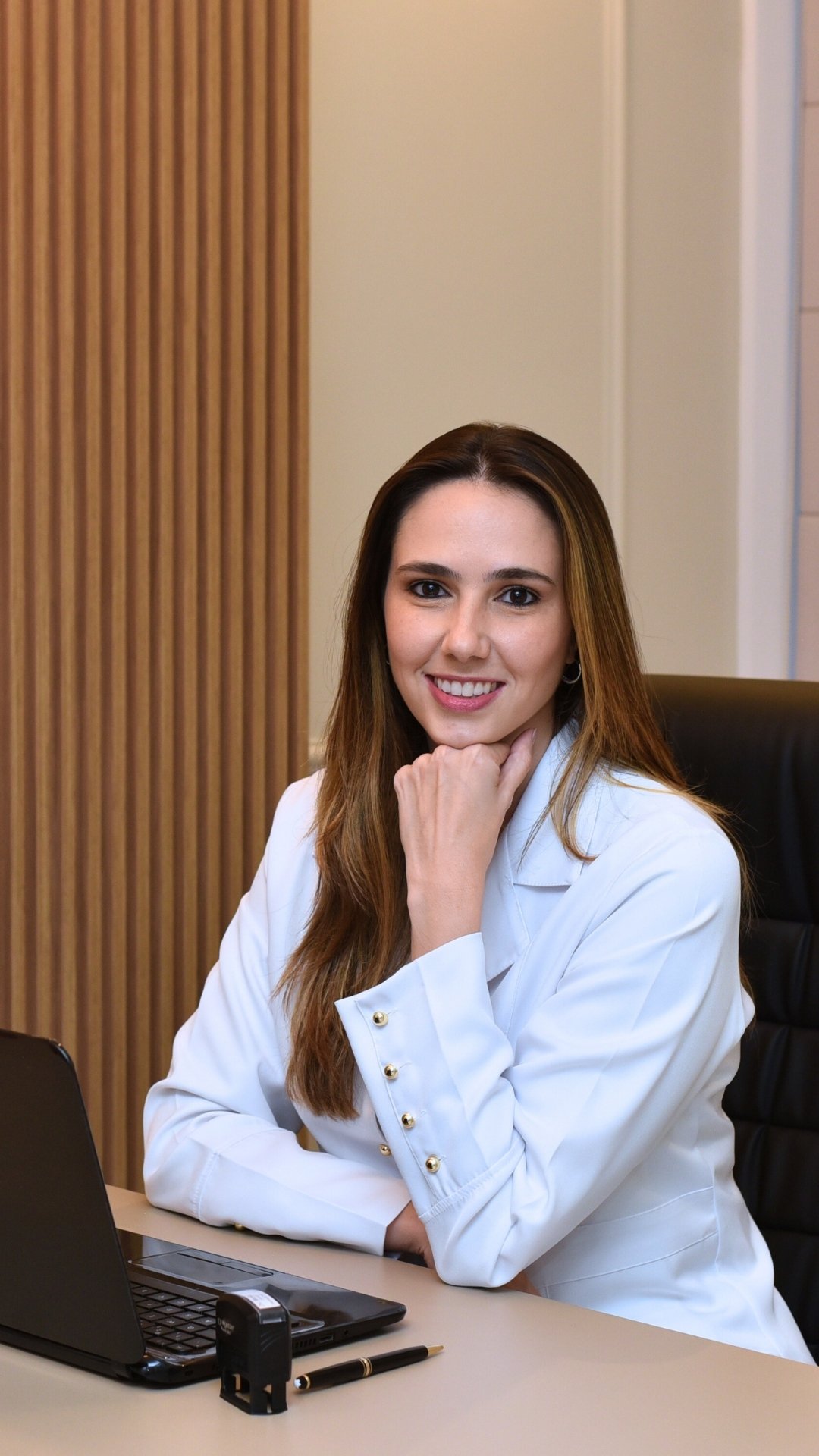 Dra. Bruna Romão
