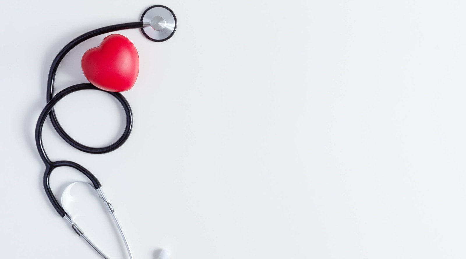 Cateterismo e Angioplastia: Entenda os procedimentos para tratar artérias obstruídas.