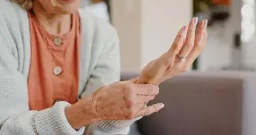 Climatério: A baixa atenção médica à osteoporose das mulheres