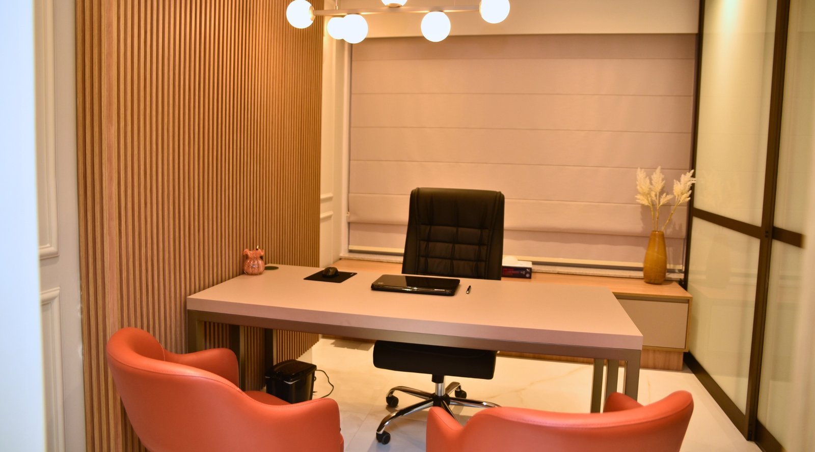 Saúde da Mulher em Rio Preto: Check-ups Essenciais em Todas as Idades